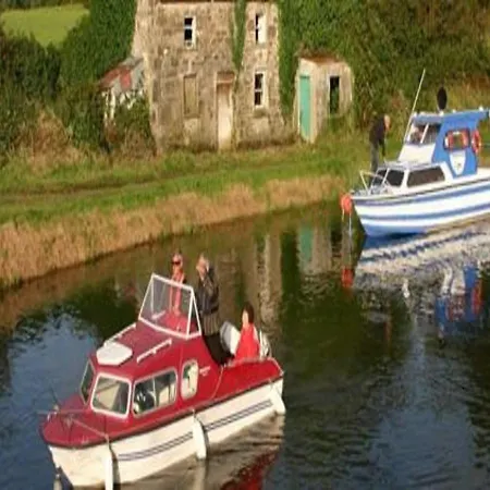 Lough Ree Manor فندق مبيت وإفطار Ballymahon
